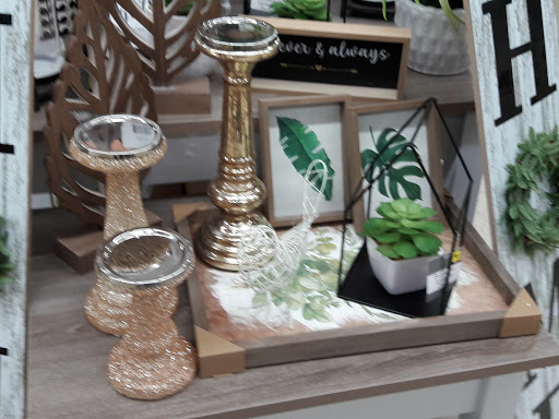 Discount Store «Dollar General», reviews and photos, 996 E Army Trail Rd, Carol Stream, IL 60188, USA