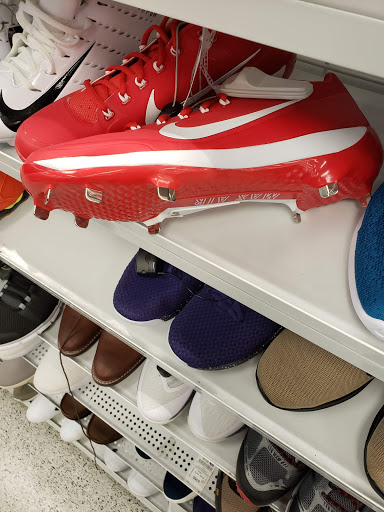 Clothing Store «Ross Dress for Less», reviews and photos, 2201 S Interstate 35 E, Denton, TX 76205, USA