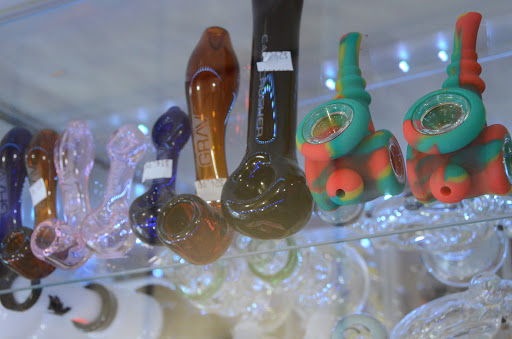 Tobacco Shop «Tobacco Outlet», reviews and photos, 9239 Waukegan Rd, Morton Grove, IL 60053, USA