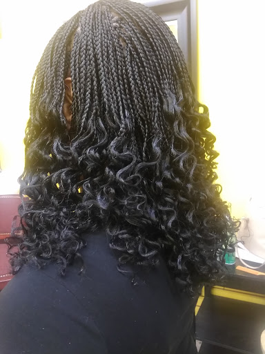 Fatima Professional African Hair Braiding