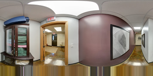 Skin Care Clinic «DermaHealth Laser & Skin Care Clinic», reviews and photos, 1850 S Stewart Ave, Springfield, MO 65804, USA