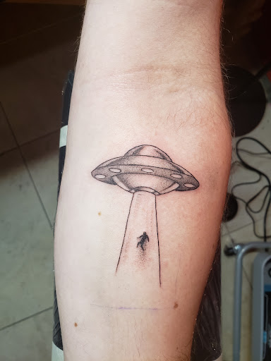 Tattoo Shop «Rock N Roll Tattoo & Piercing», reviews and photos, 6311 Glenwood Ave, Raleigh, NC 27612, USA