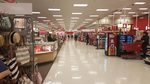 Department Store «Target», reviews and photos, 3201 NW Randall Way, Silverdale, WA 98383, USA