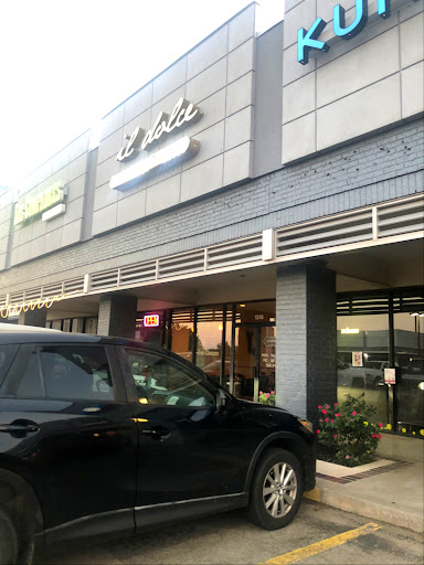 Shopping Mall «Robinson Crossing Shopping Center», reviews and photos, 1236 N Interstate Dr, Norman, OK 73072, USA