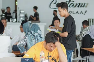HOLAA CAFE INDONESIA image