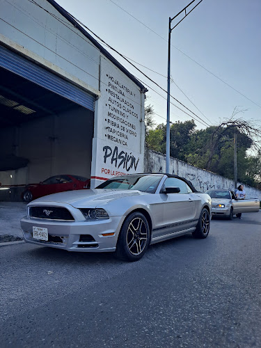 Car´s Custom Pintura & Body Shop