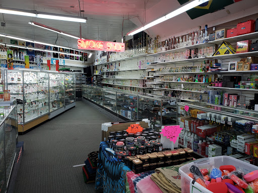 Vaporizer Store «Legends Smoke Shop», reviews and photos, 565 Contra Costa Blvd, Pleasant Hill, CA 94523, USA