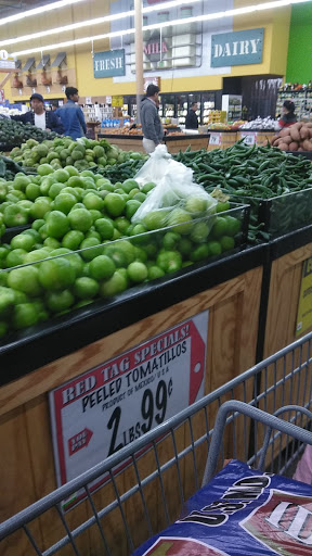 Grocery Store «Superior Grocers», reviews and photos, 9801 Laurel Canyon Blvd, Pacoima, CA 91331, USA