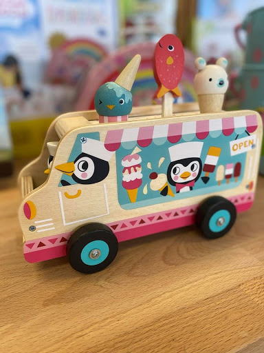 Toy Store «Tomfoolery Toys & Books», reviews and photos, 4844 Beechnut St, Houston, TX 77096, USA