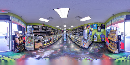 Tobacco Shop «Ilyas Vapor Smoke shop», reviews and photos, 1418 N Semoran Blvd #124, Orlando, FL 32807, USA