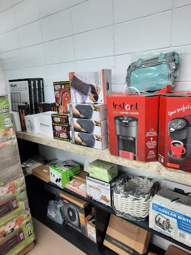 tifton discount store