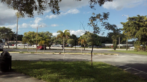 Laundry «Candy Clean Laundry», reviews and photos, 7100 Pines Blvd Suite 27, Pembroke Pines, FL 33024, USA