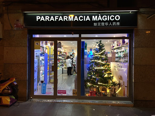 Información y opiniones sobre Parafarmacia magico de Barcelona