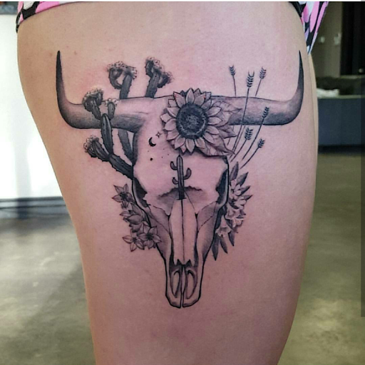 Tattoo Shop «Dark Horse Tattoo Company», reviews and photos, 1111 N Gilbert Rd #108, Gilbert, AZ 85234, USA