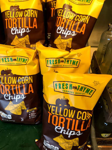 Grocery Store «Fresh Thyme Farmers Market- Alamo/Oakley», reviews and photos, 3321 Alamo Ave, Cincinnati, OH 45209, USA