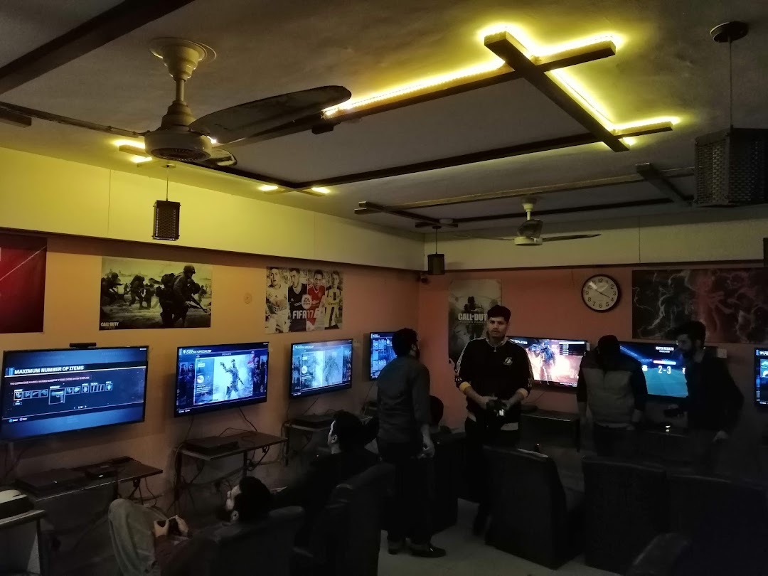 Gamers Revolution (Latest Gen Gaming Zone)