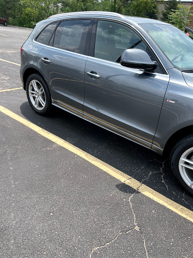 Used Car Dealer «CarMax», reviews and photos, 4431 28th St SE, Kentwood, MI 49512, USA