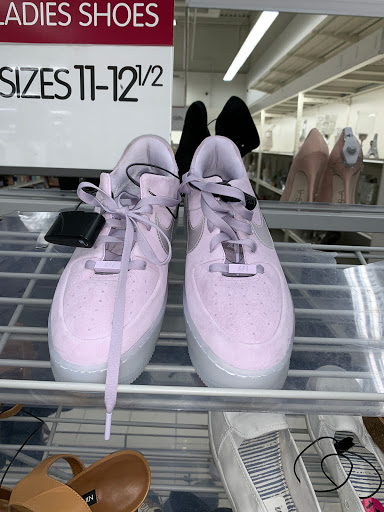 Clothing Store «Burlington Coat Factory», reviews and photos, 480 Boston Rd, Billerica, MA 01821, USA