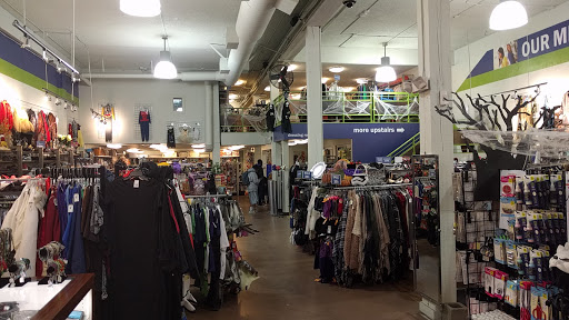 Thrift Store «Goodwill U-District», reviews and photos