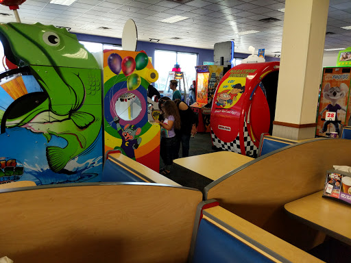 Shopping Mall «Villaggio Shopping Center», reviews and photos, 7959 N Blackstone Ave, Fresno, CA 93720, USA