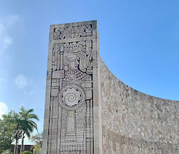 Monumento a La Patria photo