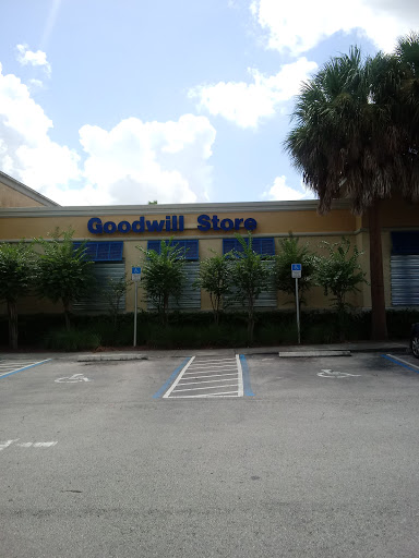 Thrift Store «Goodwill Port St. Lucie West Store & Donation Center», reviews and photos
