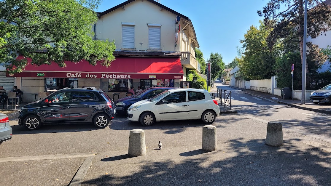 Café des Pêcheurs à Décines-Charpieu (Rhône 69)