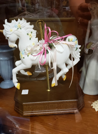 Thrift Store «Hand to Hand Thrift Store», reviews and photos, 785 Terryville Ave, Bristol, CT 06010, USA