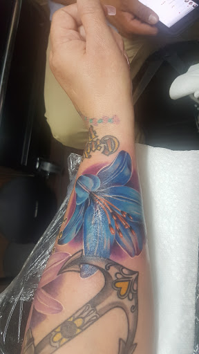 Tattoo Shop «Brown Pride Tattoos», reviews and photos, 6213 S Main St, Los Angeles, CA 90003, USA