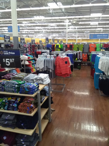 Department Store «Walmart Supercenter», reviews and photos, 10470 Twin Cities Rd, Galt, CA 95632, USA