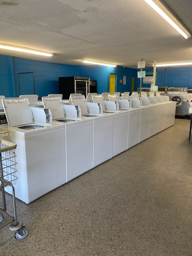 Laundromat «24 Hour Coin Laundry», reviews and photos, 611 James Lee Rd, Fort Walton Beach, FL 32547, USA
