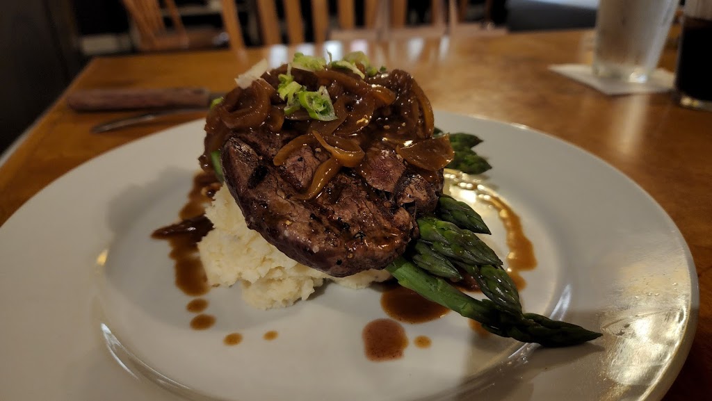 Table At Fort Plain 13339