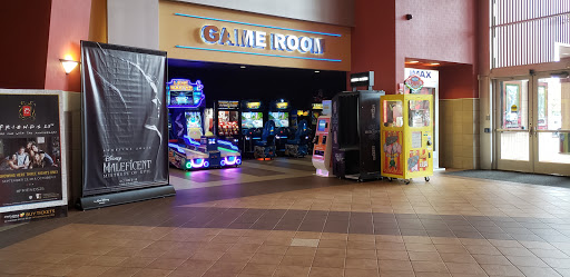 Movie Theater «Regal Cinemas Martin Village 16 & IMAX», reviews and photos, 5400 Martin Way E, Lacey, WA 98516, USA