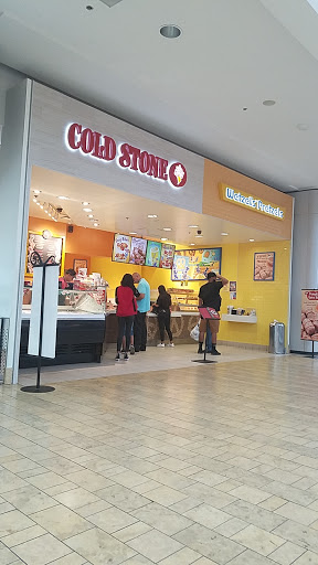 The Shops at Palm Desert image