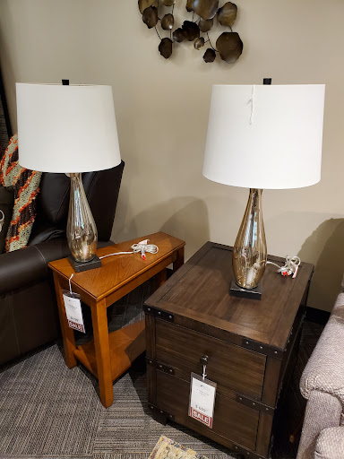 Furniture Store «La-Z-Boy Furniture Galleries», reviews and photos, 110 Faunce Corner Mall Rd, North Dartmouth, MA 02747, USA