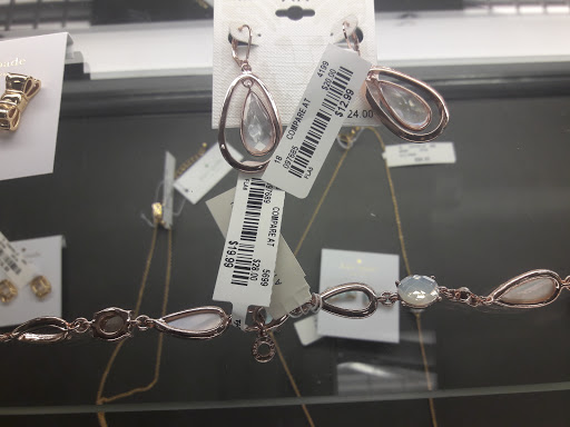 Department Store «T.J. Maxx», reviews and photos, 700 Broadway, Westwood, NJ 07675, USA