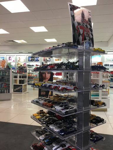 Gift Shop «Duty Free Americas», reviews and photos, 46792 Route 81, Alexandria Bay, NY 13607, USA