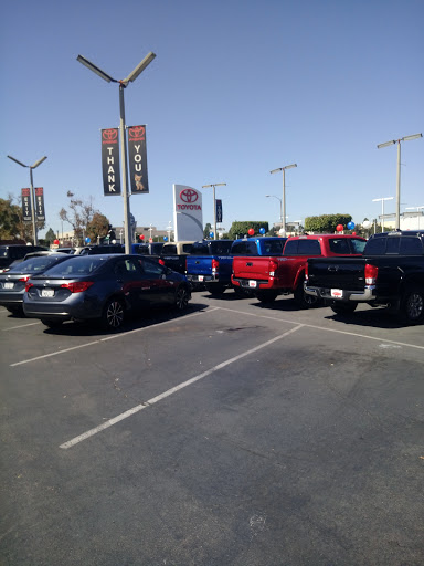 Toyota Dealer «Frank Toyota», reviews and photos