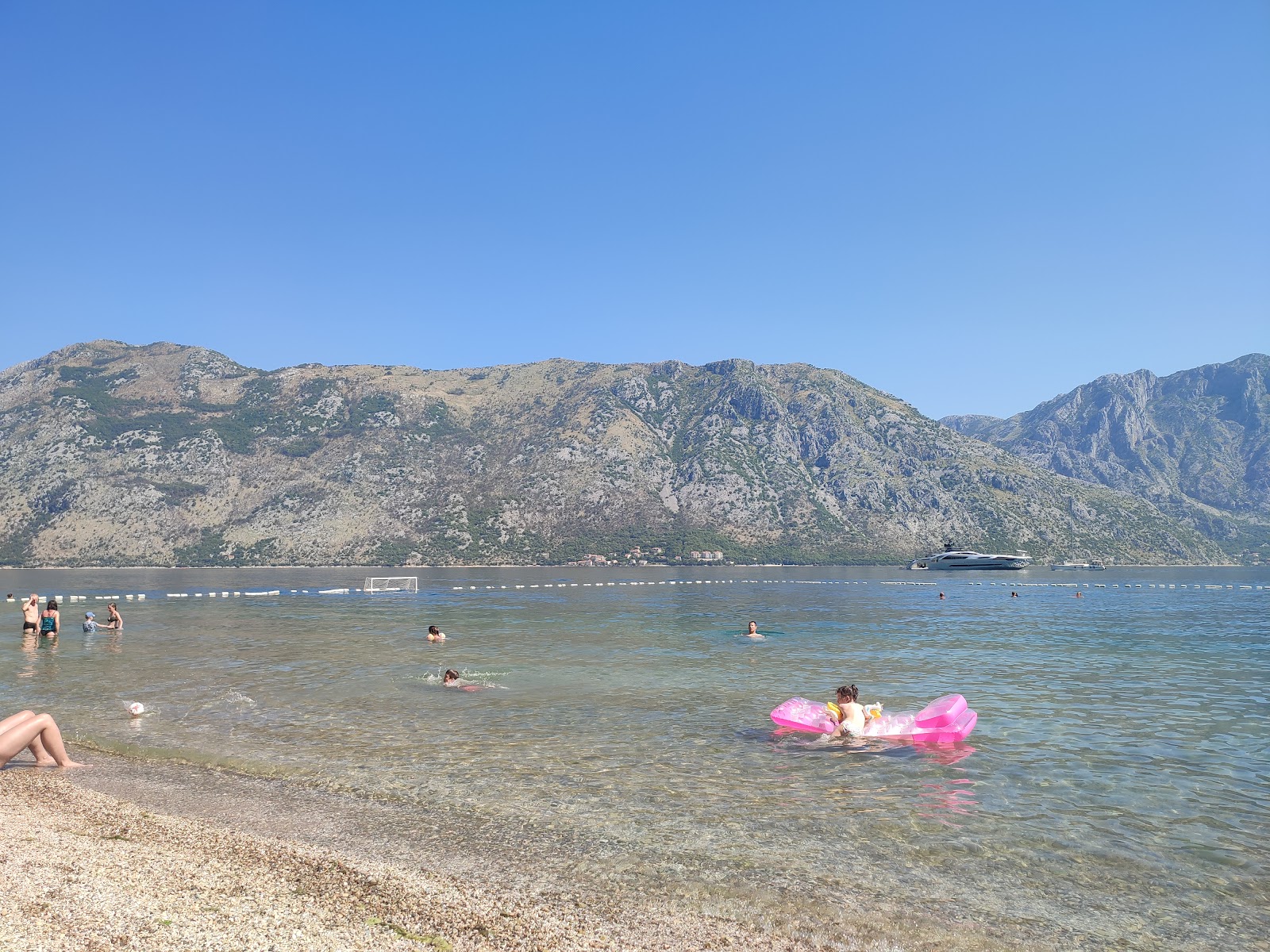 Oskar Beach photo #9