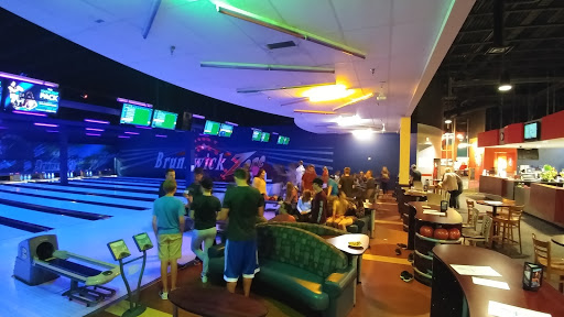 Bowling Alley «Brunswick Zone XL Brooklyn Park», reviews and photos, 7545 Brooklyn Blvd, Brooklyn Park, MN 55443, USA