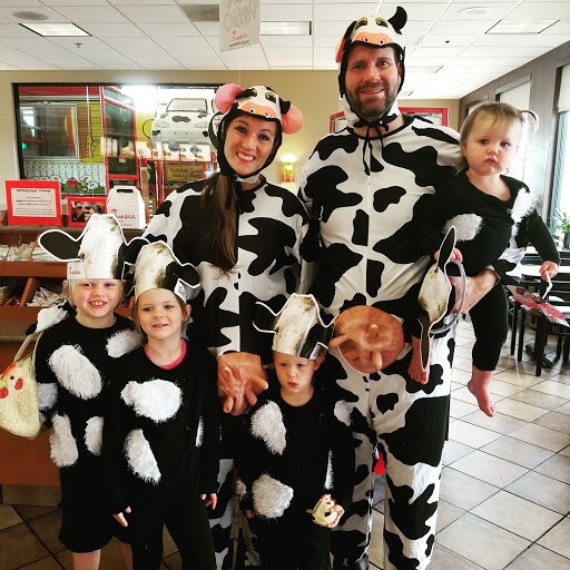 Fast Food Restaurant «Chick-fil-A», reviews and photos, 905 N Dobson Rd, Mesa, AZ 85201, USA