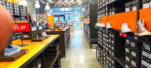 Shopping Mall «South Bay Center», reviews and photos, 8 Allstate Rd, Boston, MA 02118, USA