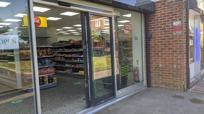 Comments and reviews of Budgens of Boxgrove