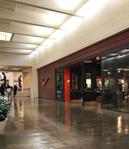 Clothing Store «Nike», reviews and photos, 8687 N Central Expy, Dallas, TX 75225, USA