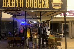 RADYO BURGER image