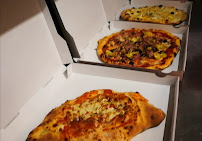 Pizza du Restaurant italien Délices d'Italie - Chez Gio - Pizza à emporter à Narbonne - n°13