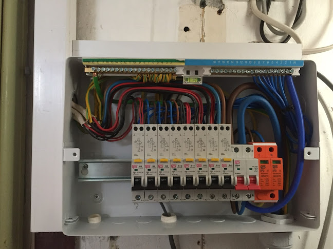 Reviews of Core 7 Ltd in Swindon - Electrician