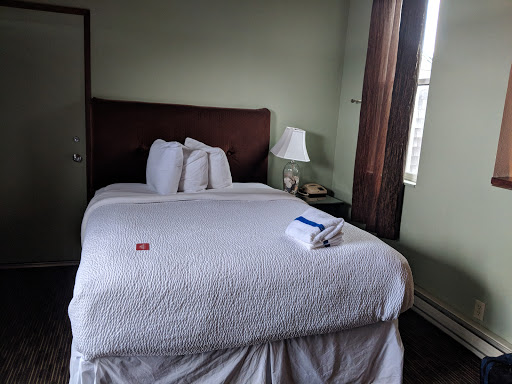 Resort «Embarcadero Resort Hotel & Marina», reviews and photos, 1000 SE Bay Blvd, Newport, OR 97365, USA