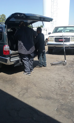 Auto Repair Shop «The Tire Man Auto Repair», reviews and photos, 198 Lincoln Blvd, Lincoln, CA 95648, USA