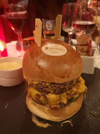 Hamburger du Bistro Le George V à Paris - n°8